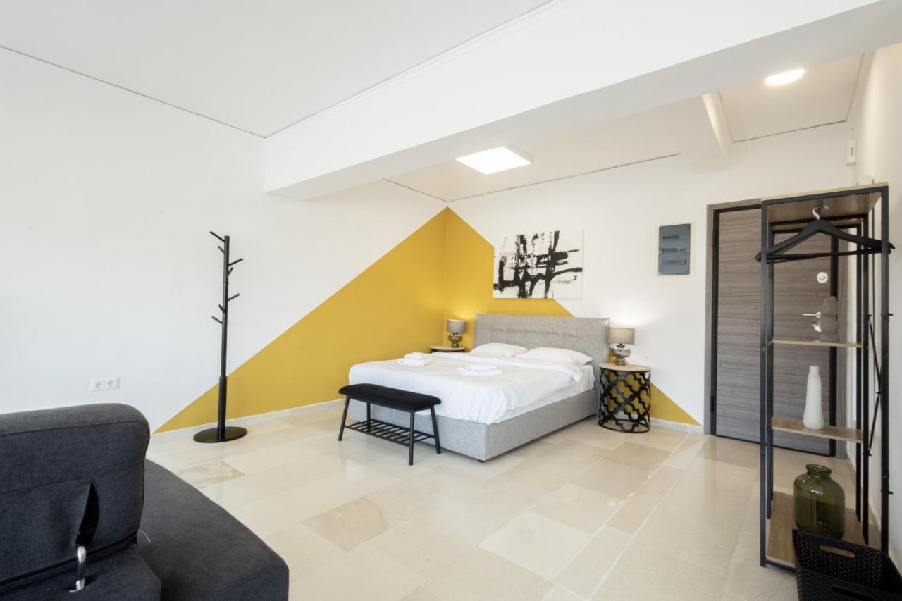 Hip And Fun A Apartment Athens
